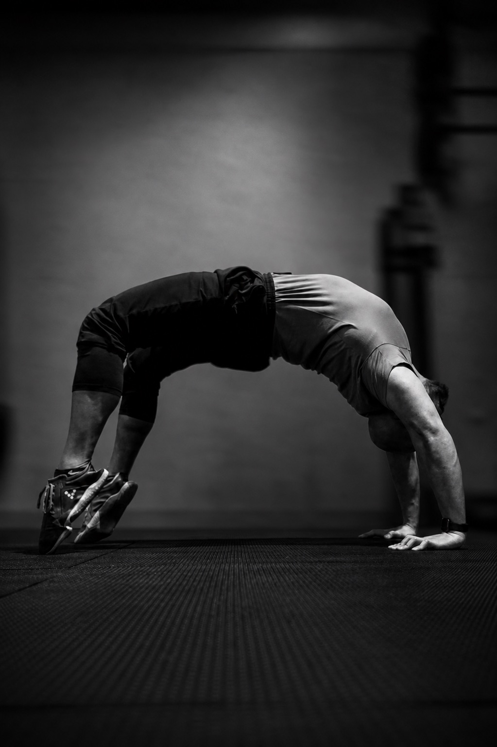 Athlete demonstrating a full bridge